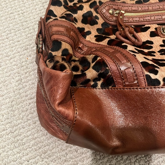 Isabella Fiore Leopard Ponyhair Hot Trot XL Hobo - Picture 6 of 7